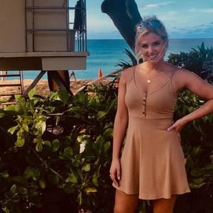 Meet your Posher, Leanne